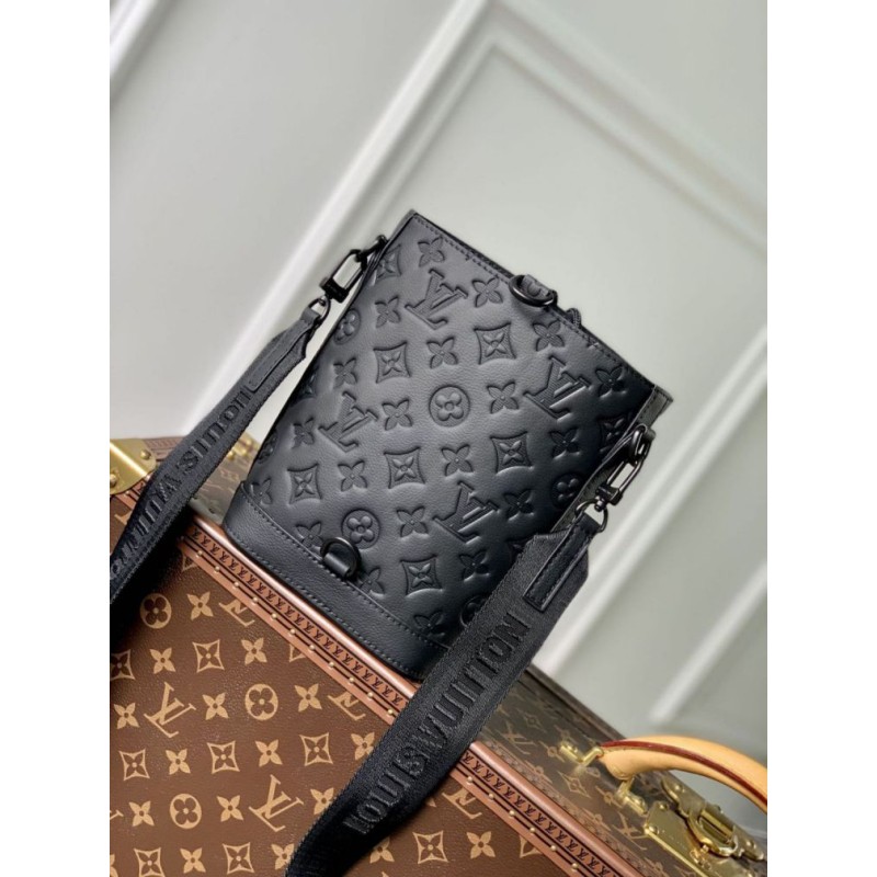 Replica Portafoglio Louis Vuitton su catena Ivy Monogram Empreinte M82210  nero Imitazioni Outlet Online