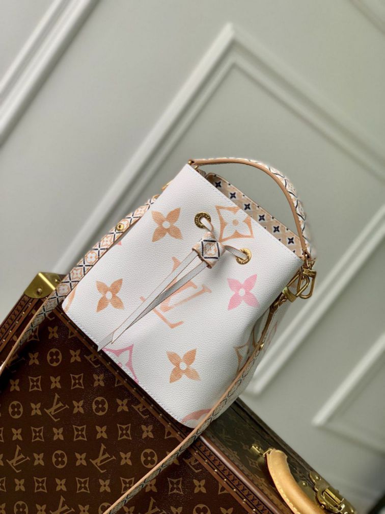 Secchiello louis deals vuitton neonoe