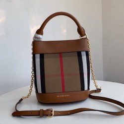 Burberry Outlet Online Shop Scontate Borse Burberry Per Uomo E Donna