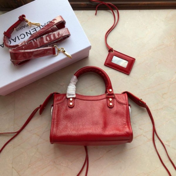 Imitazioni balenciaga online