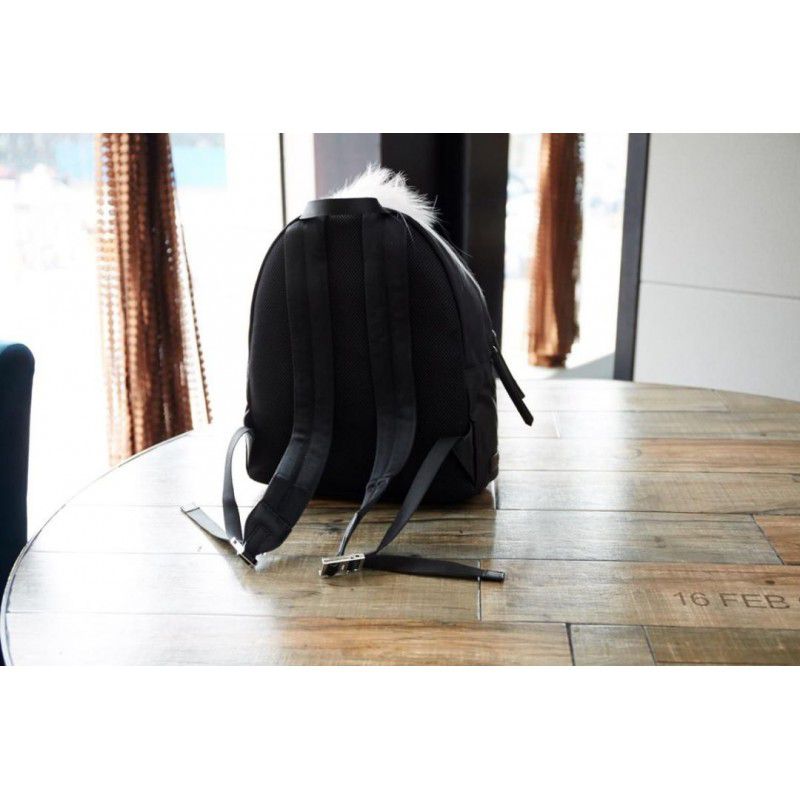 Zaino best sale fendi outlet